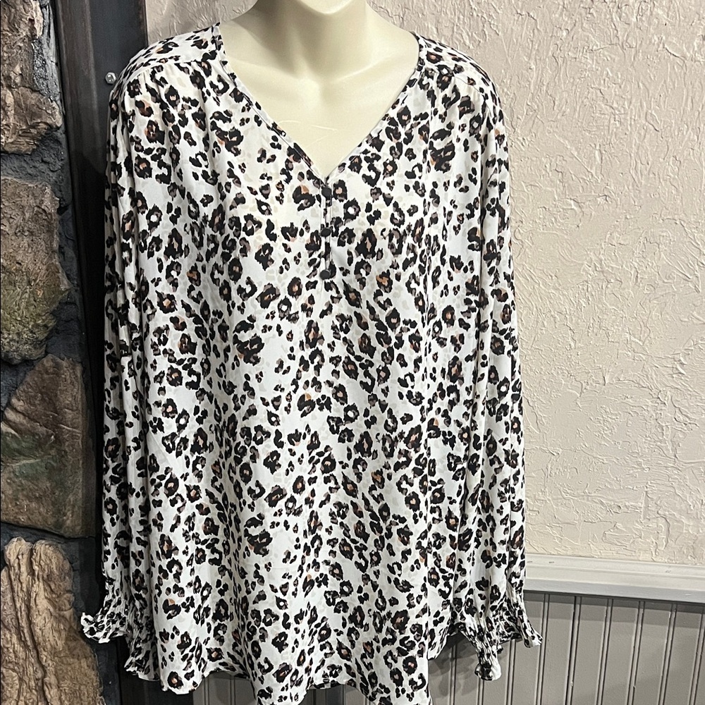 Maurices White and Brown Leopard Print Blouse